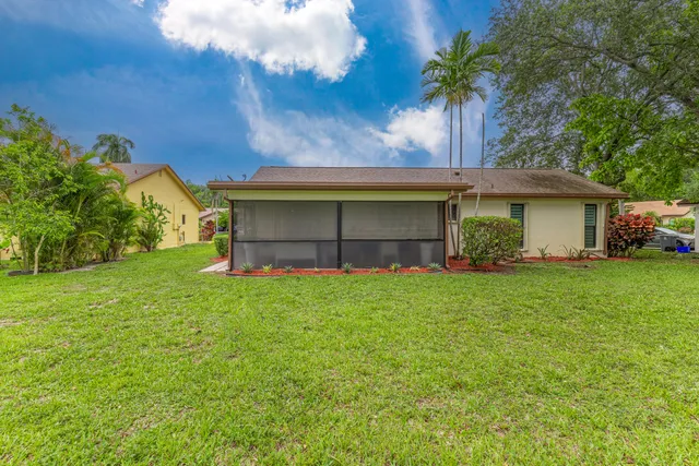 $485,000 | 18085 102nd Way South, Boca Raton, FL 33498