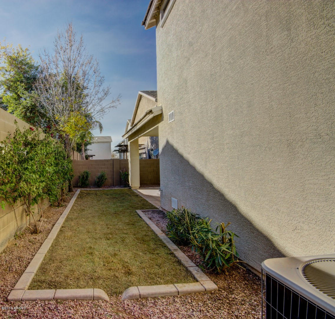 4217 West Maldonado Road Phoenix, AZ 85041 - Photo 35 of 35 Maldonado (37)