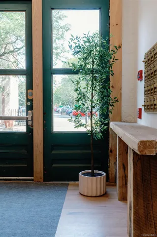 $2,500 | 155 River Street, Unit 2A, Troy, NY 12180