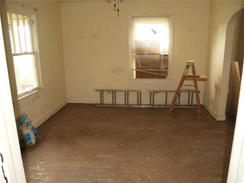 326 South Roena Street Indianapolis, IN 46241 - Photo 2 of 6 Gallery Image 2