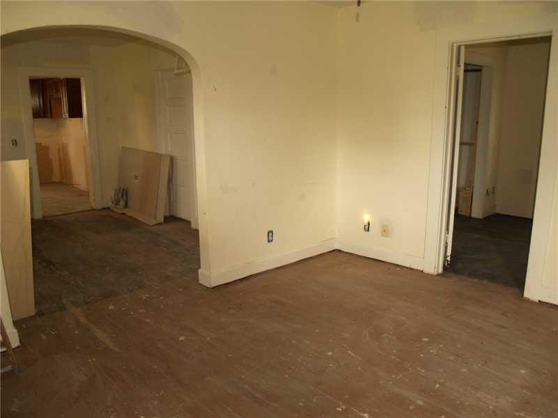 326 South Roena Street Indianapolis, IN 46241 - Photo 4 of 6 Gallery Image 4