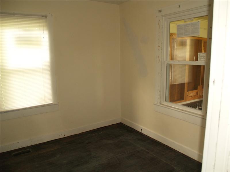326 South Roena Street Indianapolis, IN 46241 - Photo 5 of 6 Gallery Image 5