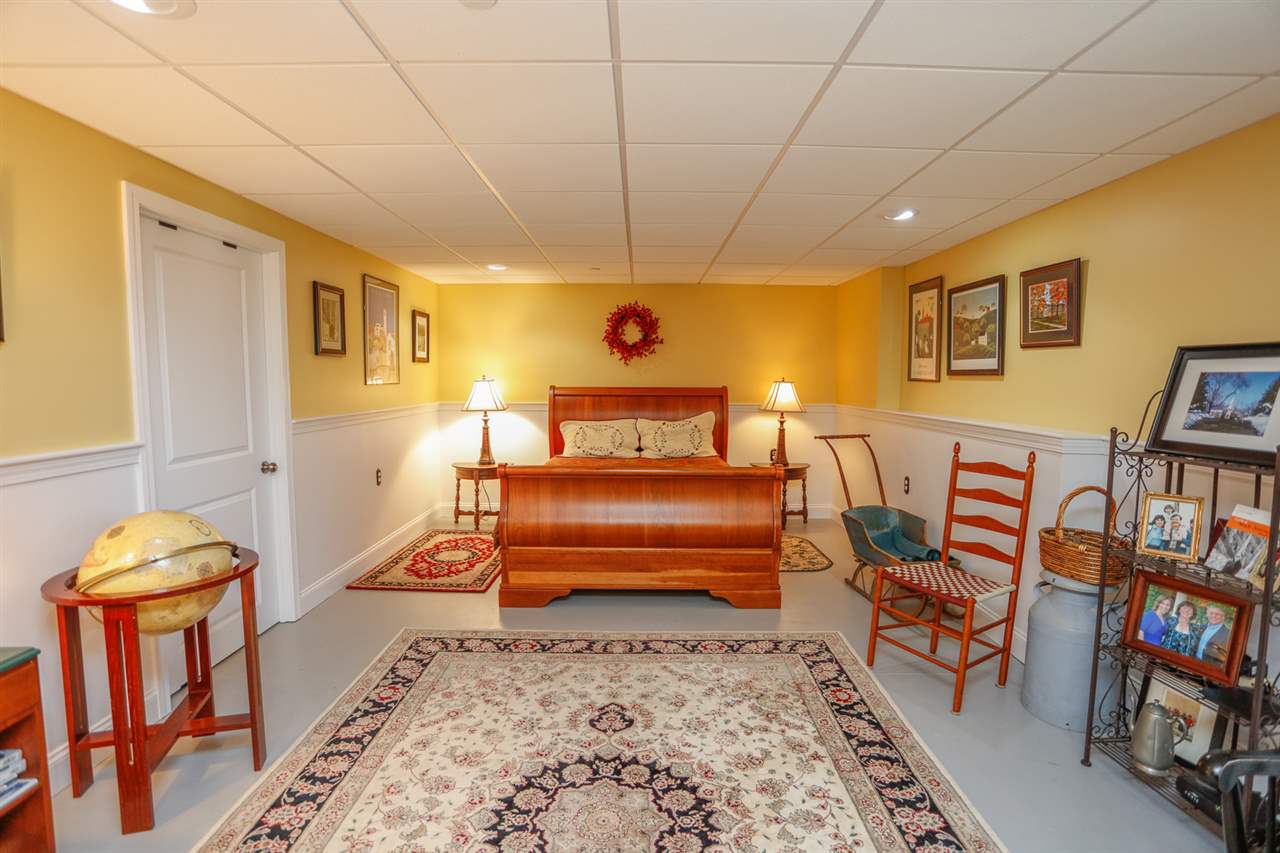 19 Shaker Hill Road Hooksett, NH 03106 - Photo 25 of 40