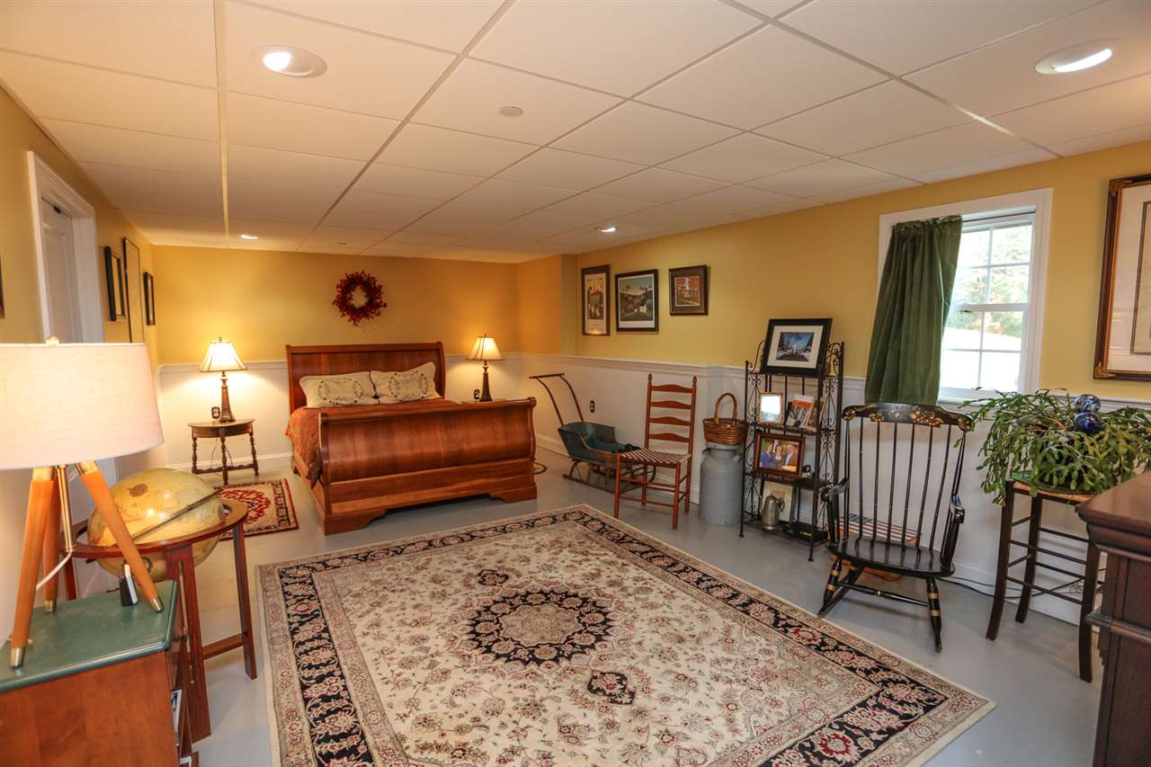 19 Shaker Hill Road Hooksett, NH 03106 - Photo 26 of 40