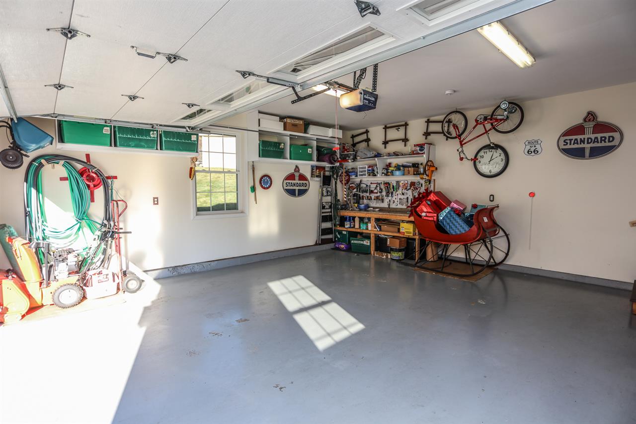 19 Shaker Hill Road Hooksett, NH 03106 - Photo 34 of 40