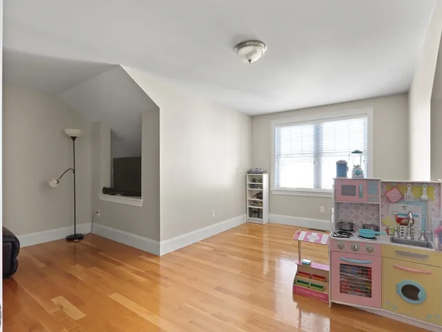 $5,700 | 105-107 North Street, Unit 105, Newton, MA 02460