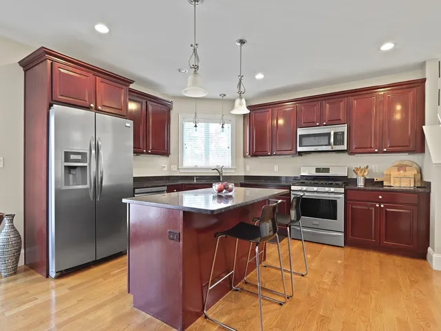 $5,700 | 105-107 North Street, Unit 105, Newton, MA 02460