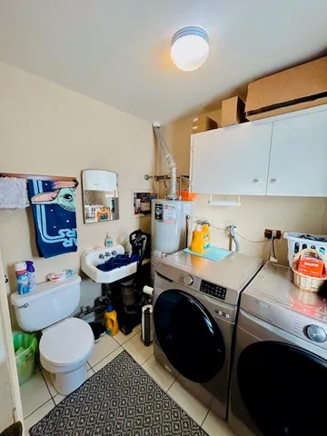 $325,000 | 485 Washington Boulevard, Hoffman Estates, IL 60169