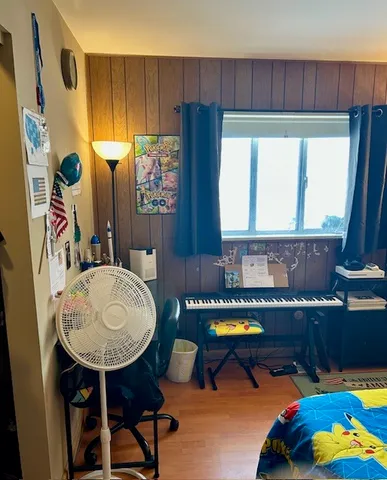 $325,000 | 485 Washington Boulevard, Hoffman Estates, IL 60169