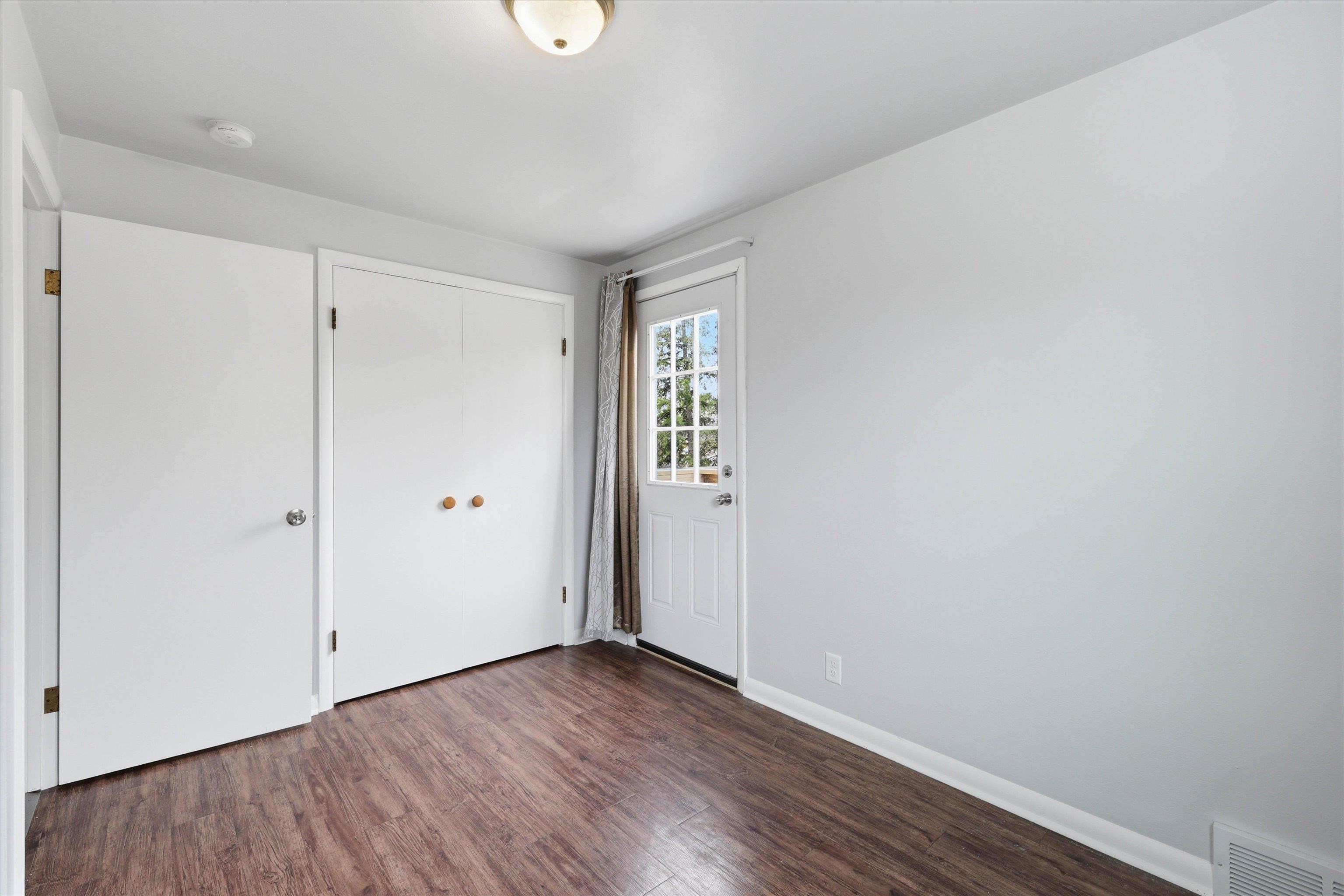 1219 West Packard Street Appleton, WI 54914 - Photo 12 of 25
