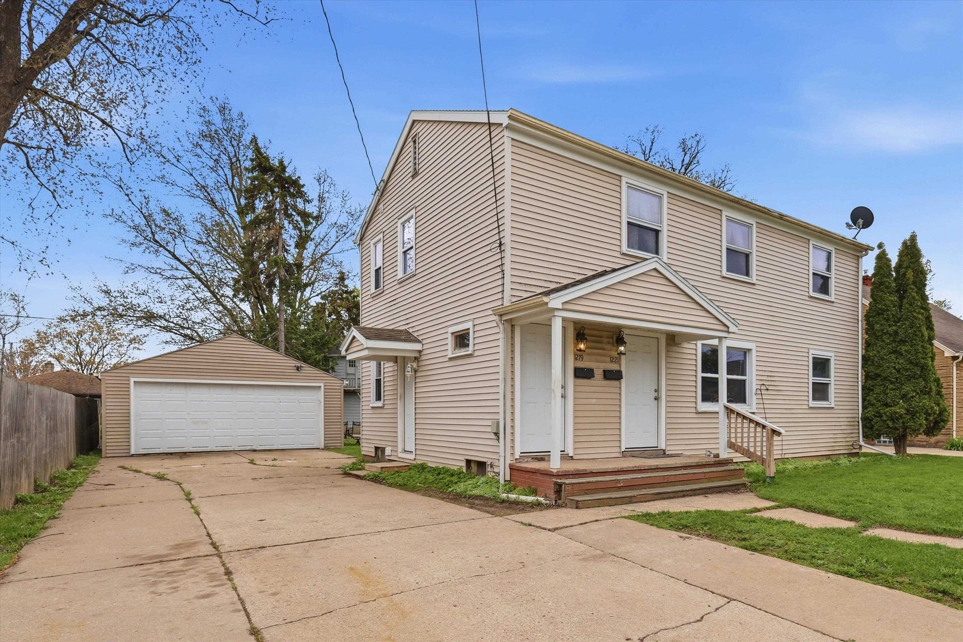 1219 West Packard Street Appleton, WI 54914 - Photo 2 of 25