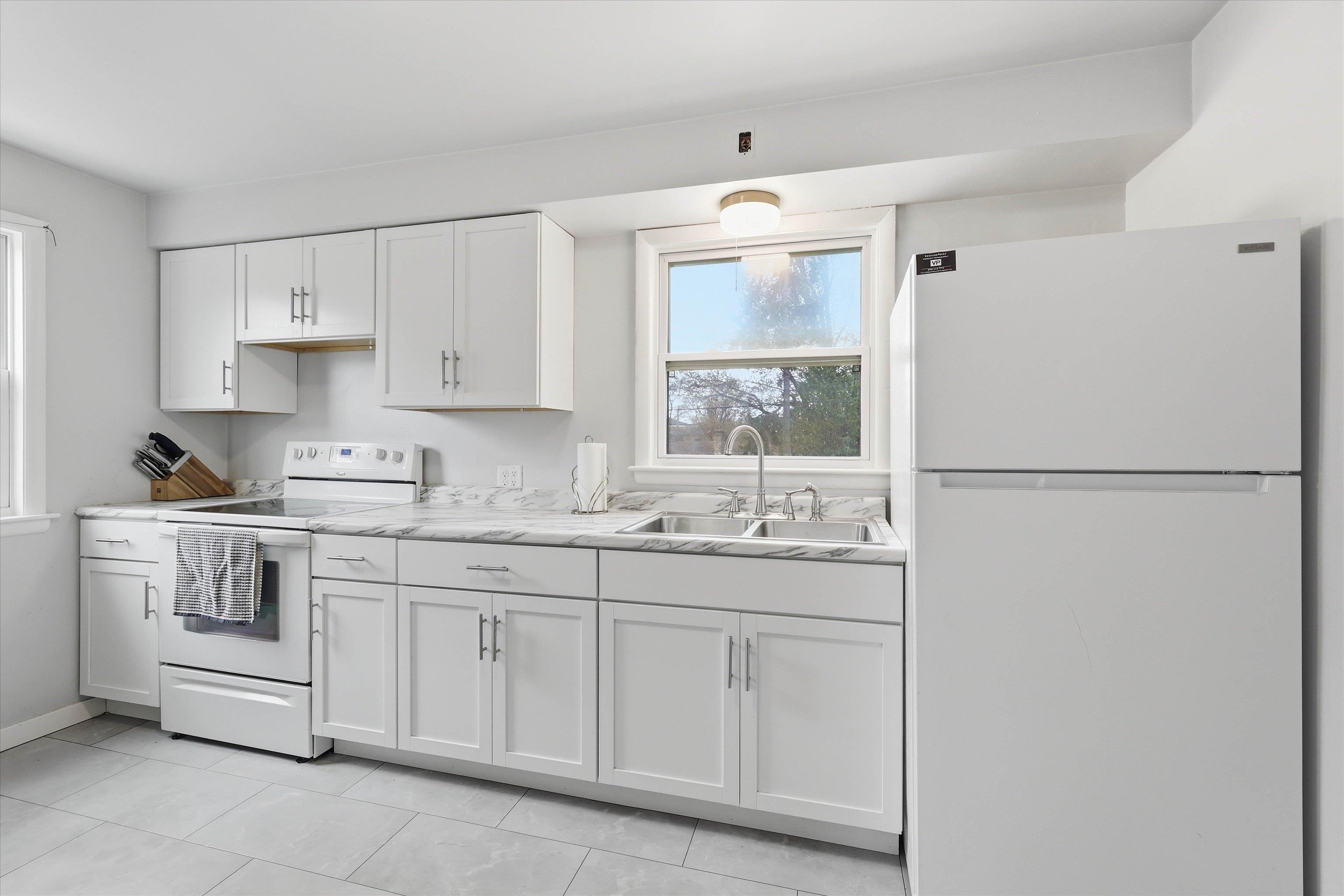 1219 West Packard Street Appleton, WI 54914 - Photo 7 of 25