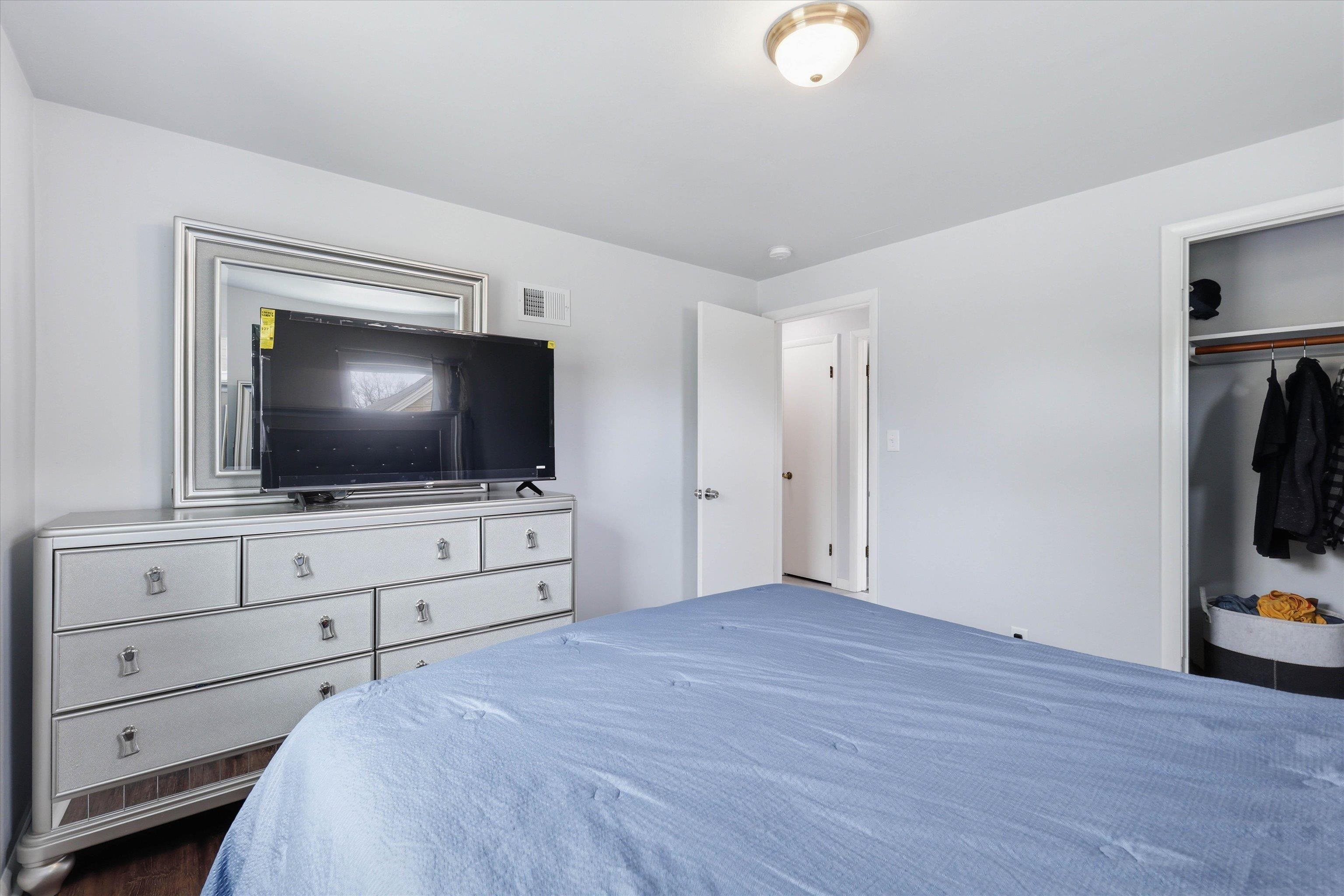 1219 West Packard Street Appleton, WI 54914 - Photo 10 of 25