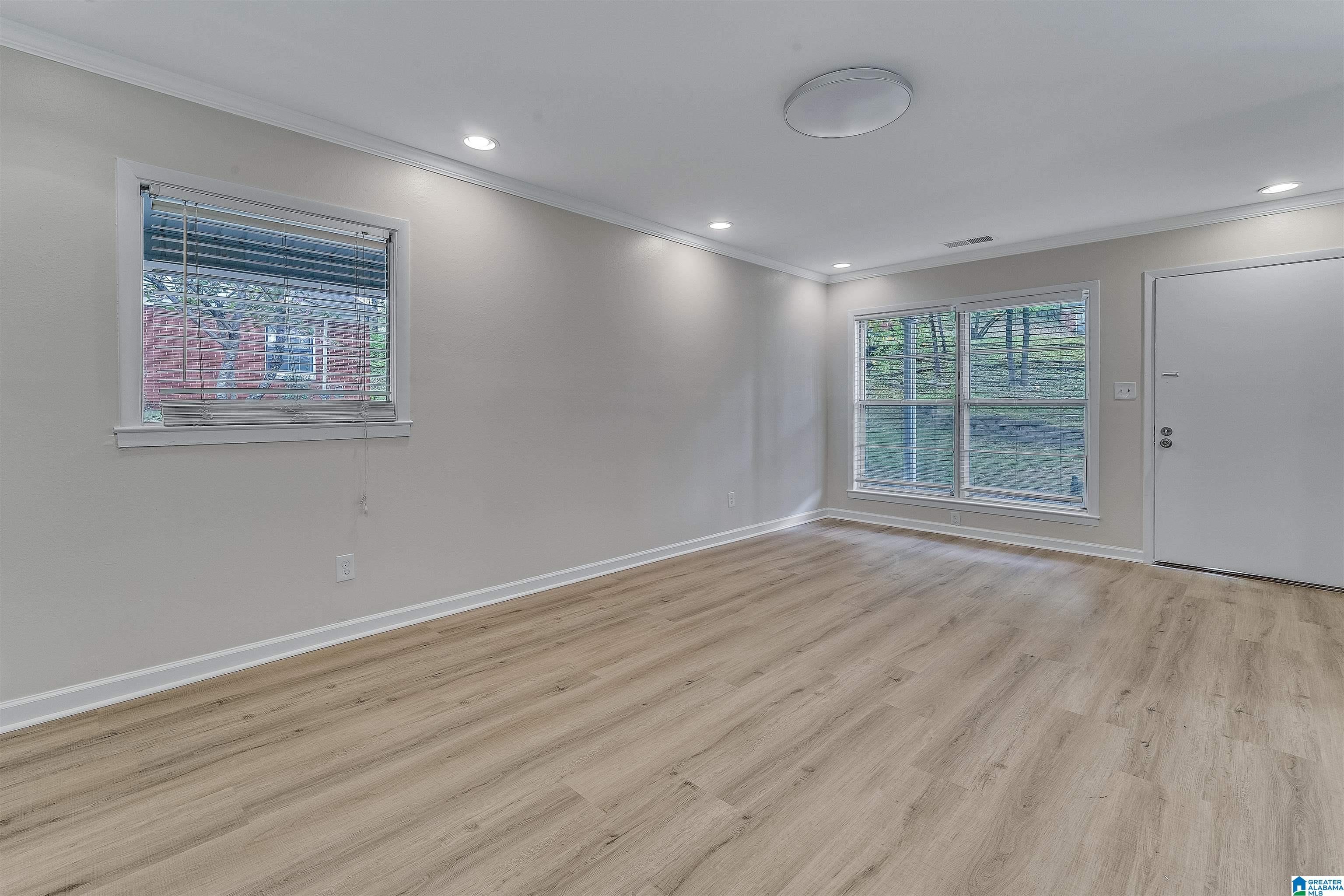 2177 Chapel Hill Road Birmingham, AL 35216 - Photo 12 of 31