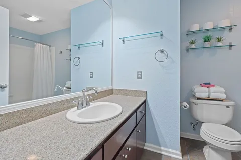 $445,000 | 1101 Hollow Creek Drive, Unit 2203, Austin, TX 78704