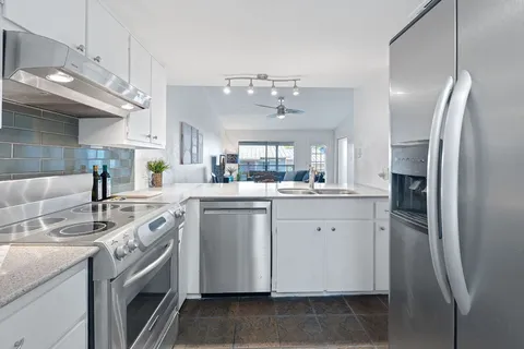 $445,000 | 1101 Hollow Creek Drive, Unit 2203, Austin, TX 78704