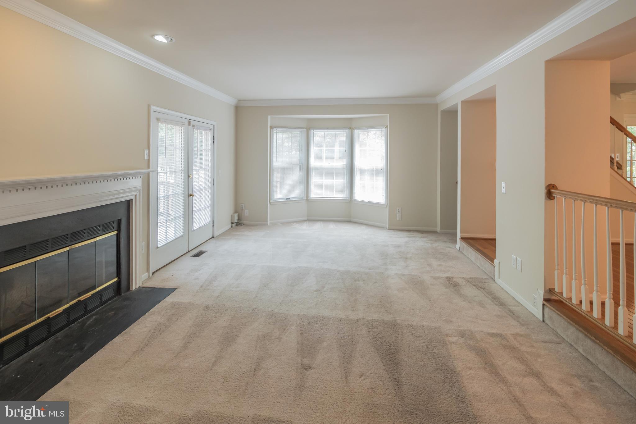 6509 Hubbardton Way Springfield, VA 22150 - Photo 13 of 31 Living room