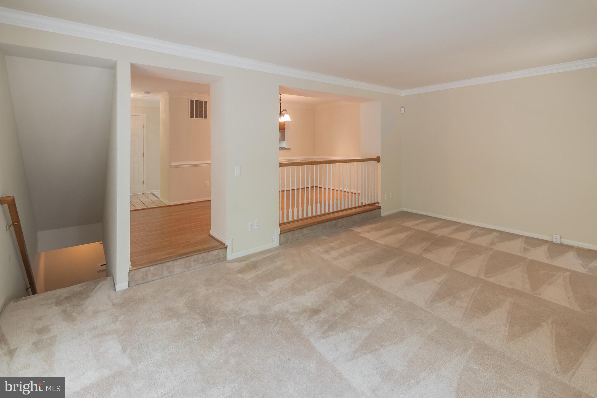 6509 Hubbardton Way Springfield, VA 22150 - Photo 14 of 31 Living room