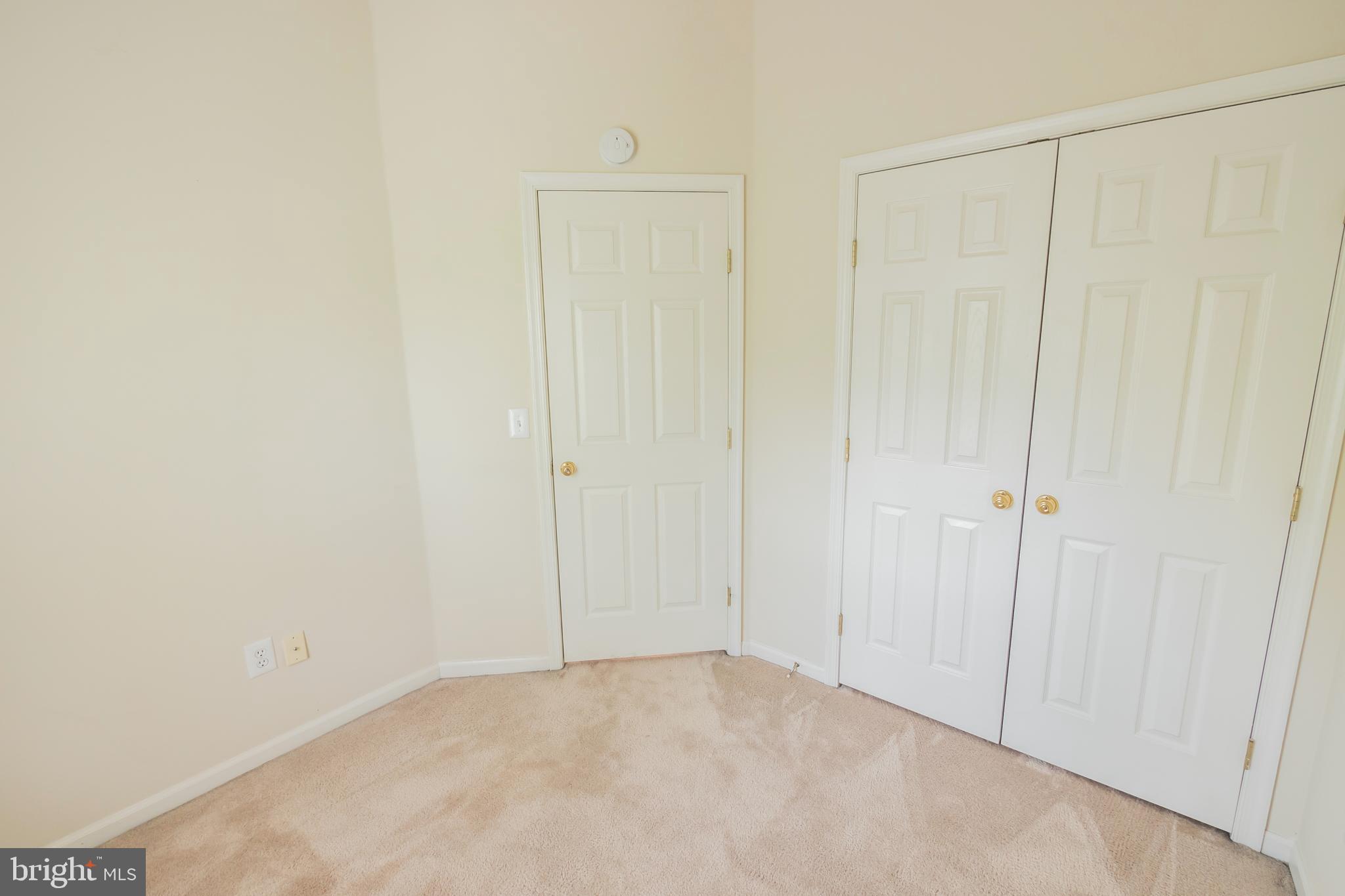 6509 Hubbardton Way Springfield, VA 22150 - Photo 21 of 31 Forward Bedroom