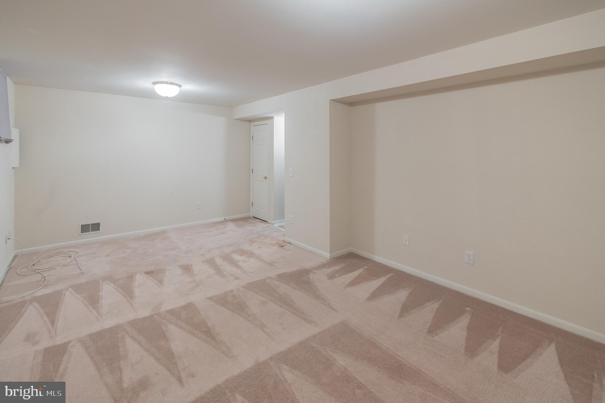 6509 Hubbardton Way Springfield, VA 22150 - Photo 27 of 31 Rec Room