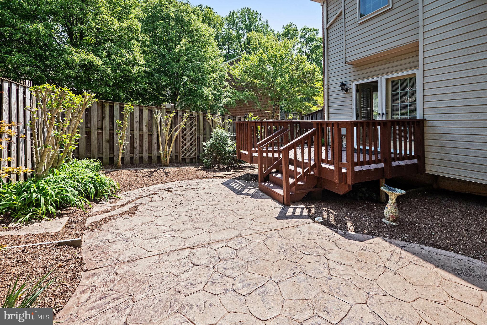 6509 Hubbardton Way Springfield, VA 22150 - Photo 30 of 31 Exterior Rear