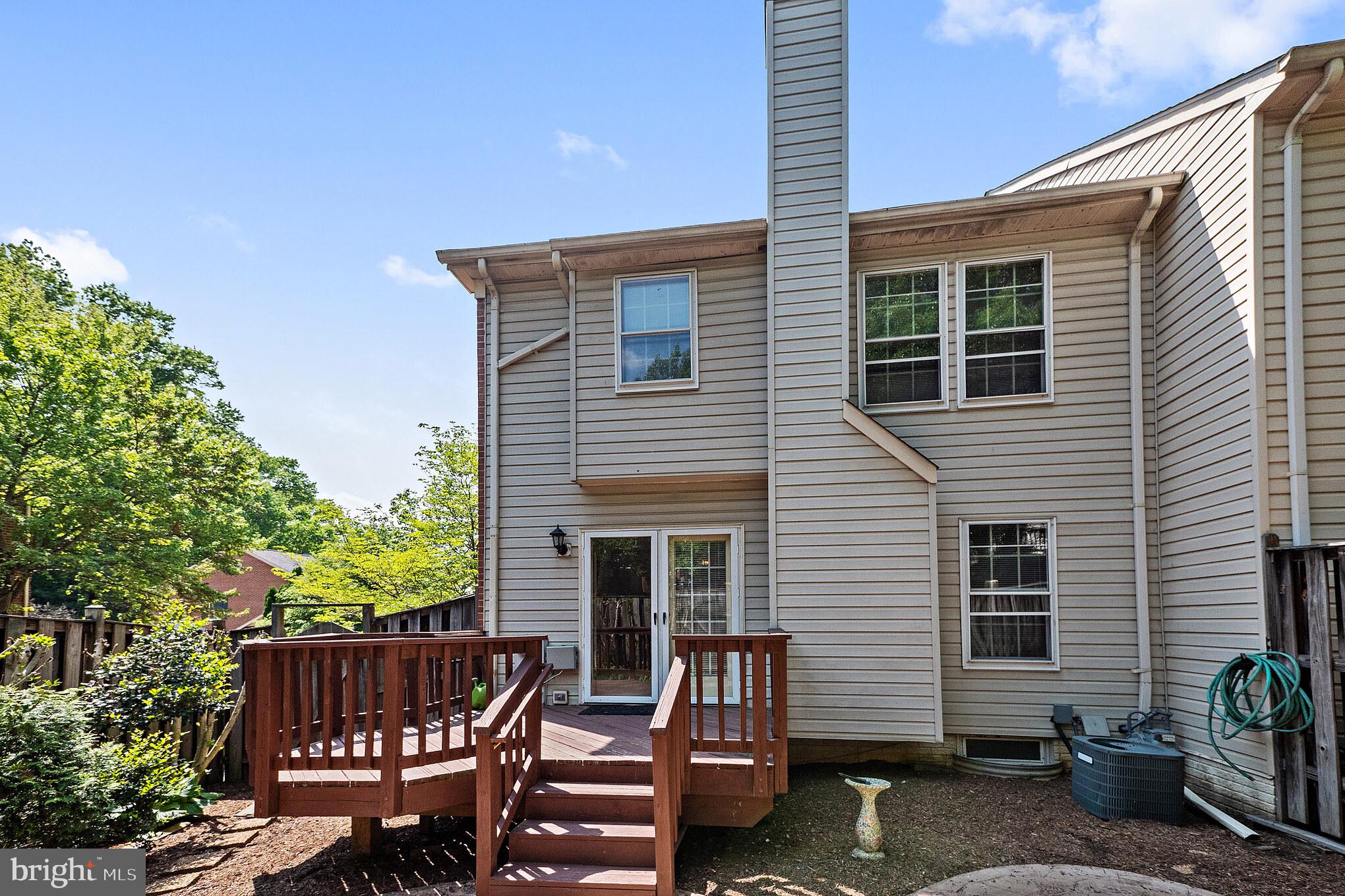 6509 Hubbardton Way Springfield, VA 22150 - Photo 31 of 31 Exterior Rear