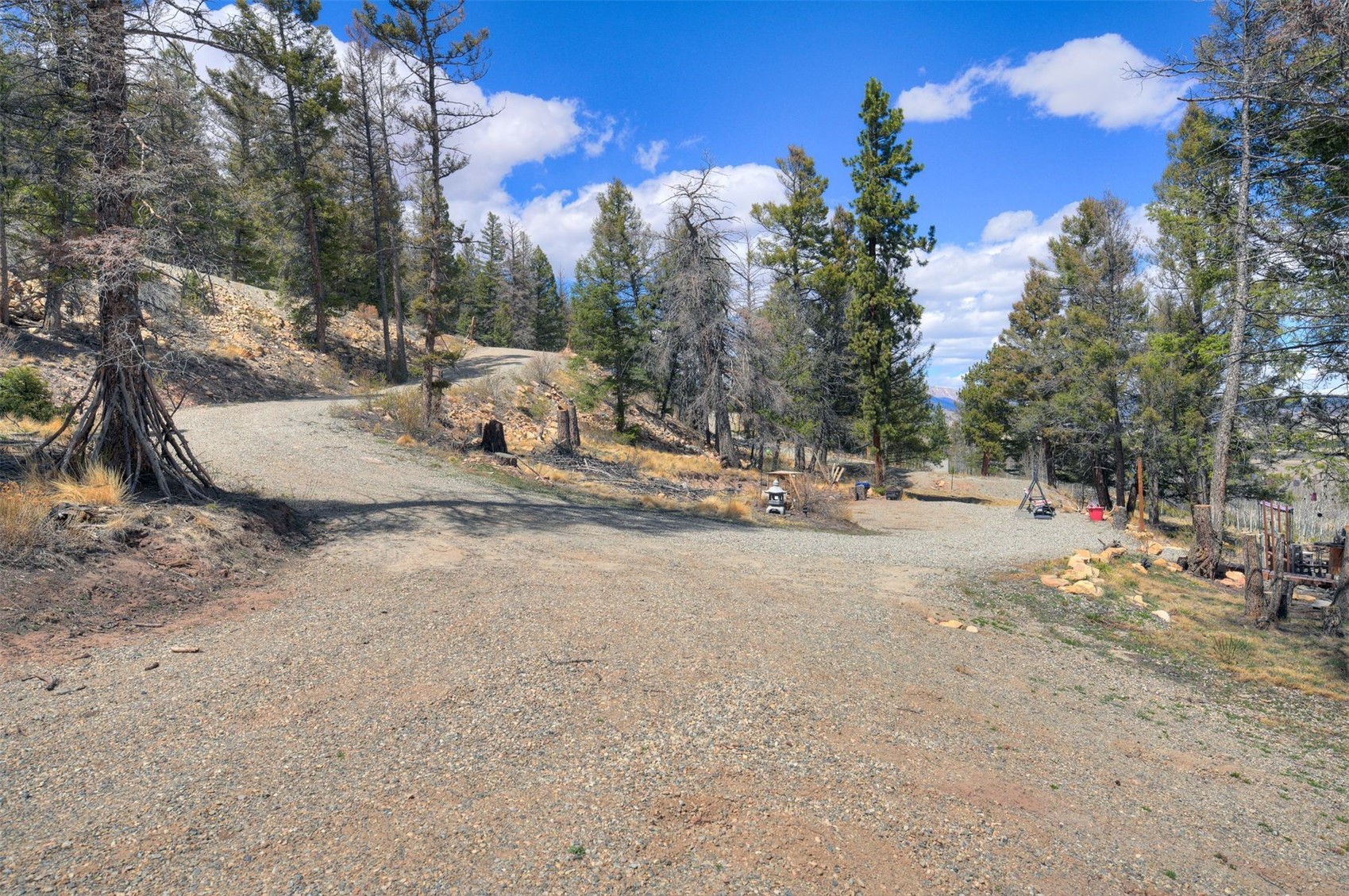 1148 Redhill Road Fairplay, CO 80440 - Photo 8 of 28 Gently sloped gravel driveway provides easy RV access.