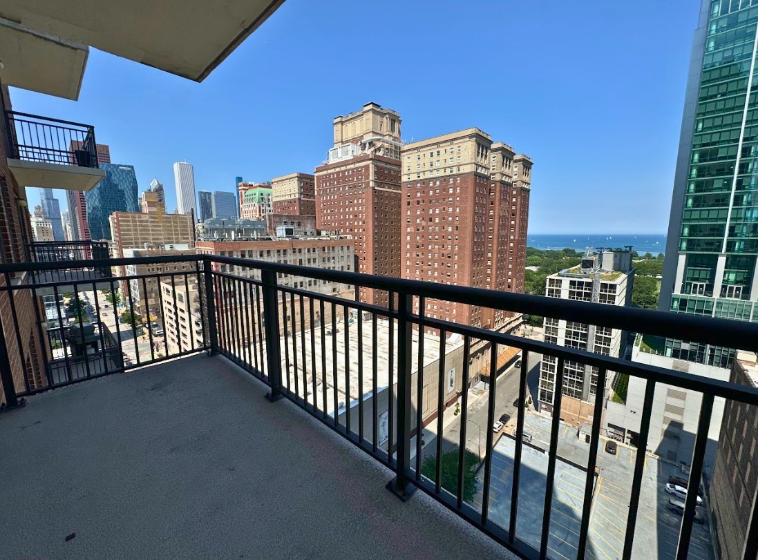 41 East 8th Street, Unit 1702 Chicago, IL 60605 - Photo 5 of 20 a view of city from a balcony