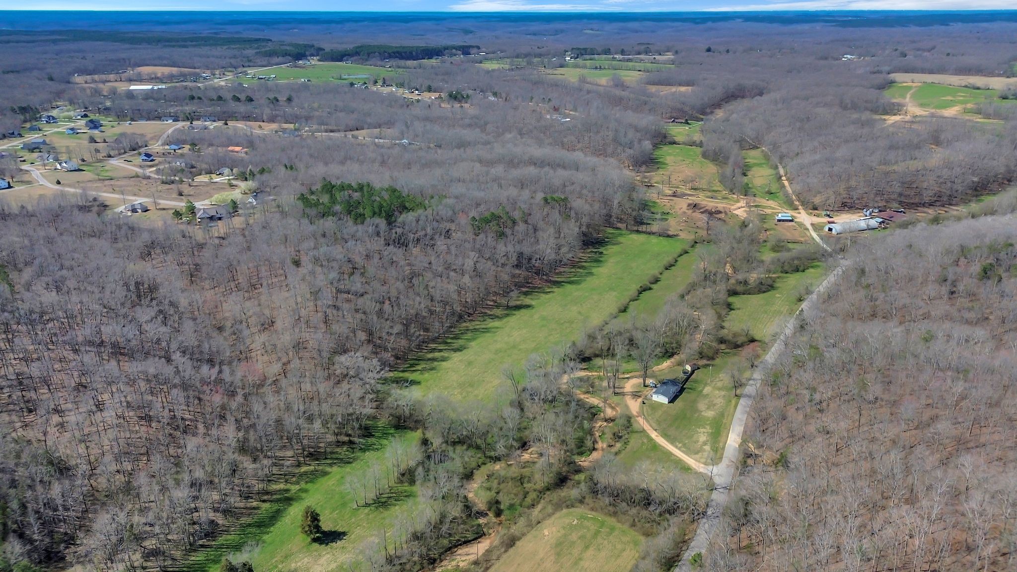 391 Wildcat Branch Road Hohenwald, TN 38462 - Photo 5 of 29 Gallery Image 5