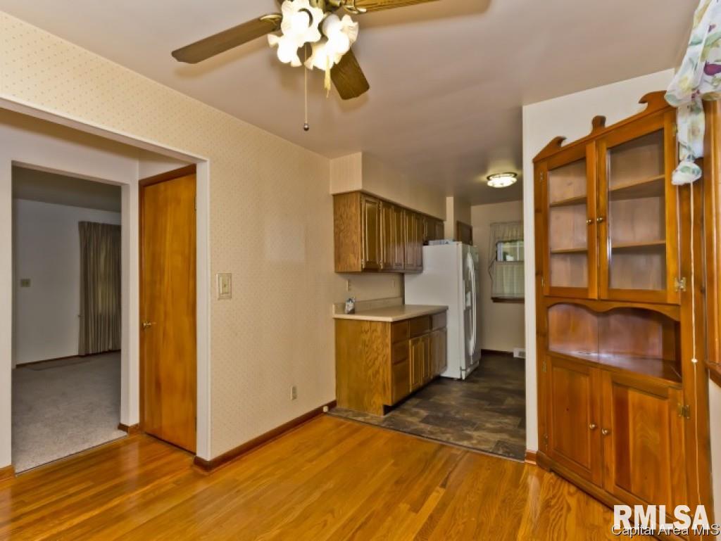 3355 Stanton Street Springfield, IL 62703 - Photo 5 of 28