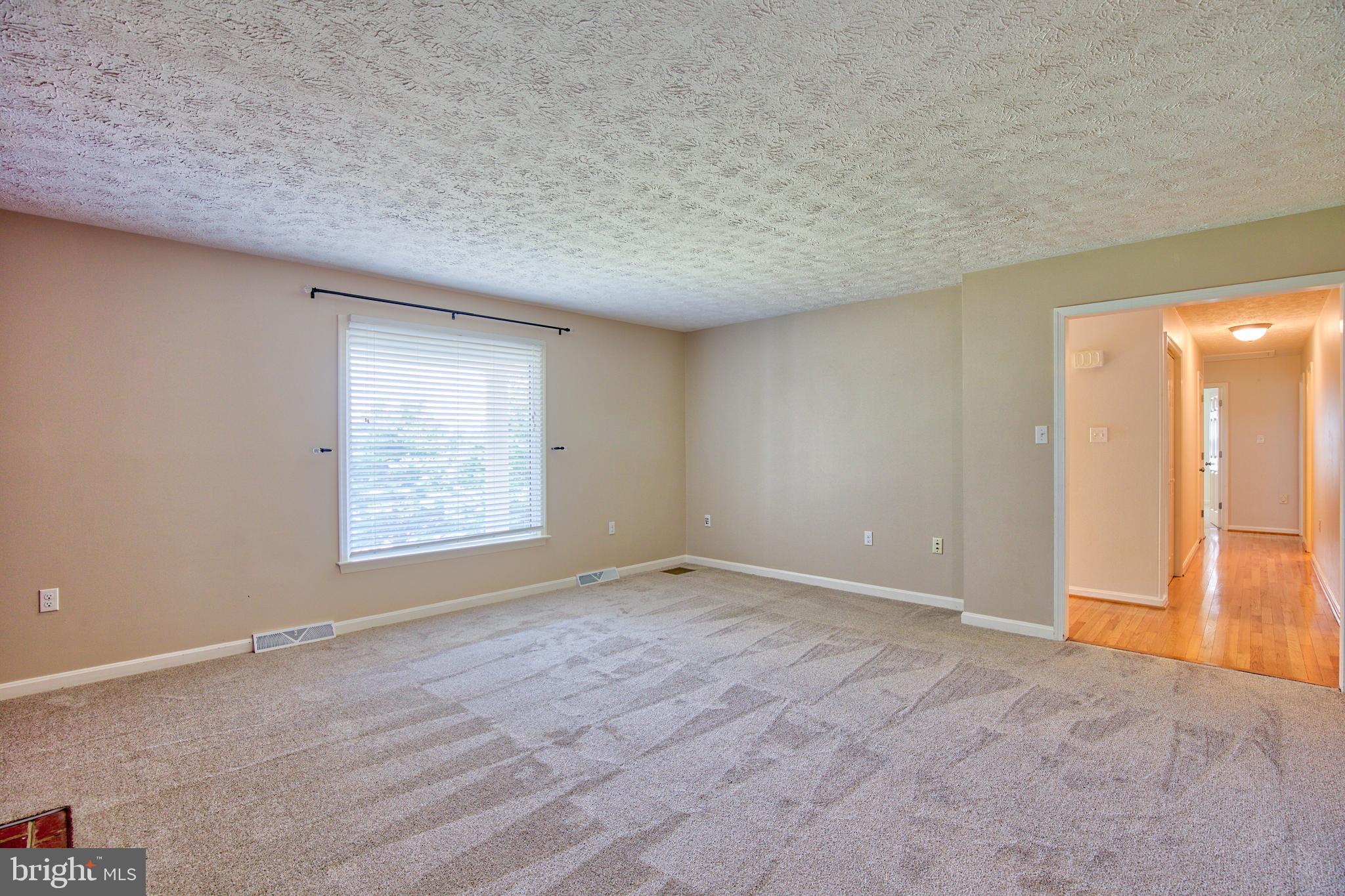 139 Stonebrook Road Winchester, VA 22602 - Photo 14 of 38 Gallery Image 14