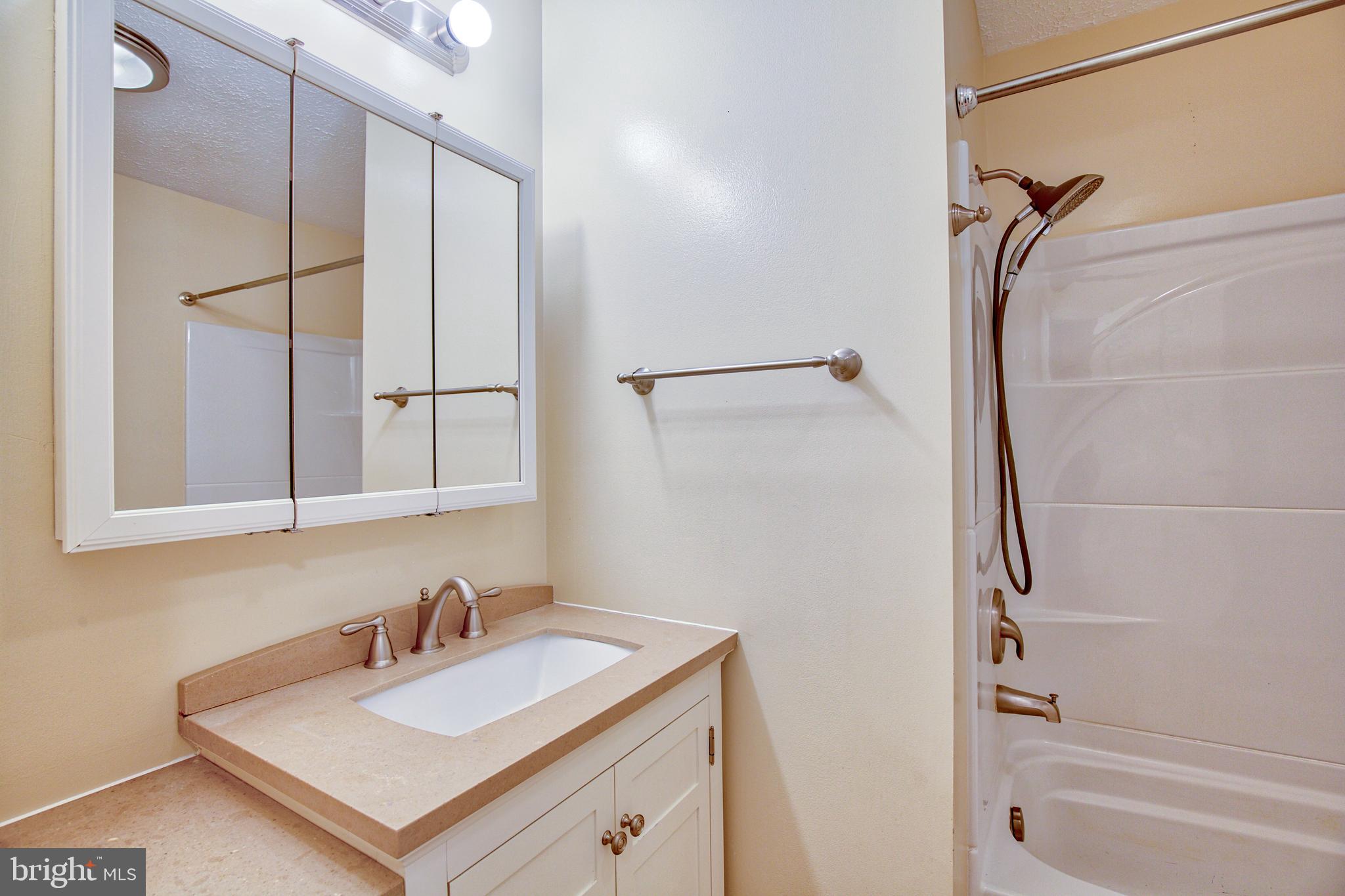 139 Stonebrook Road Winchester, VA 22602 - Photo 22 of 38 Gallery Image 22