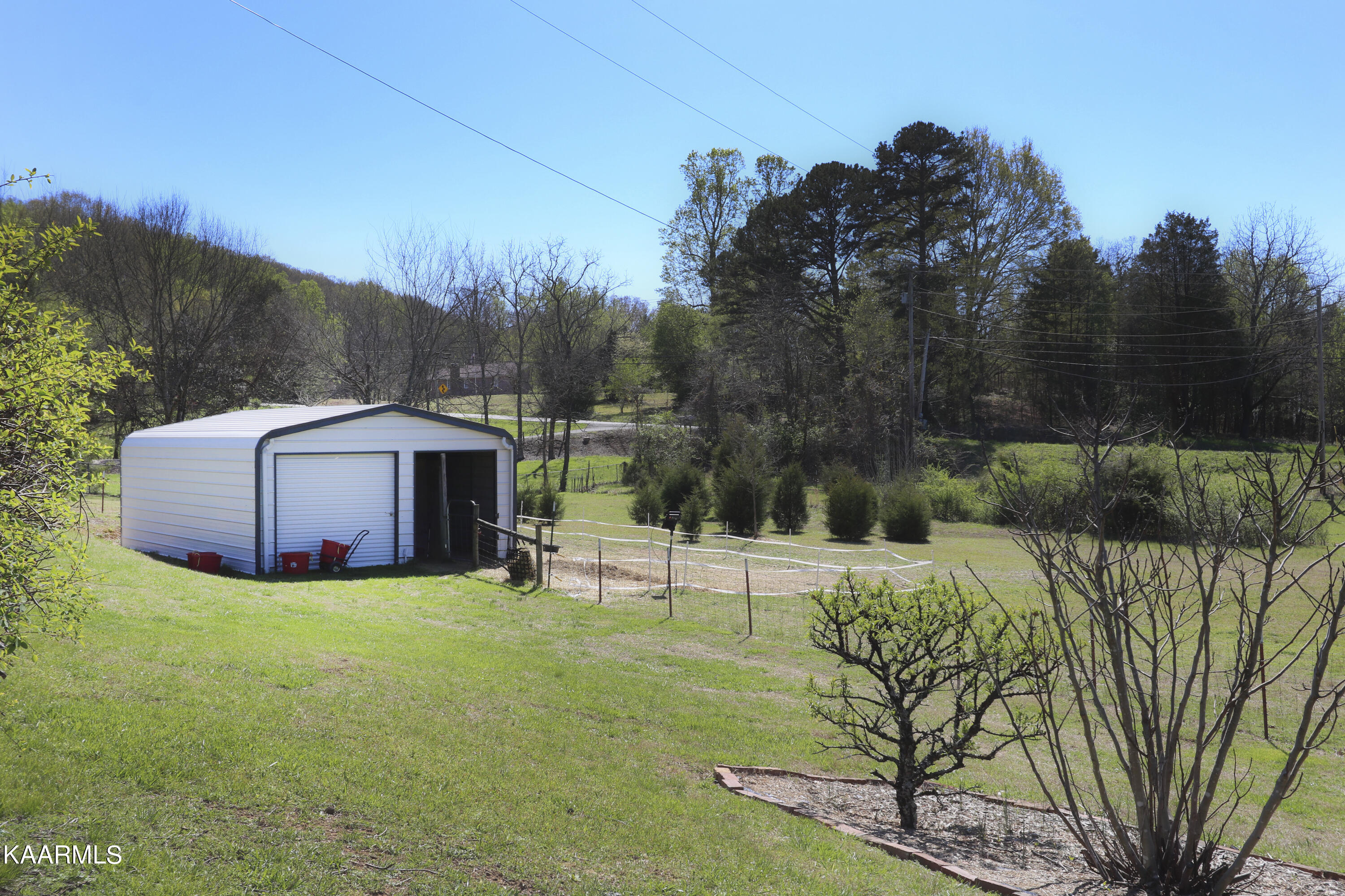 5771 Beals Chapel Road Lenoir City, TN 37772 - Photo 15 of 60 15_Building View 2