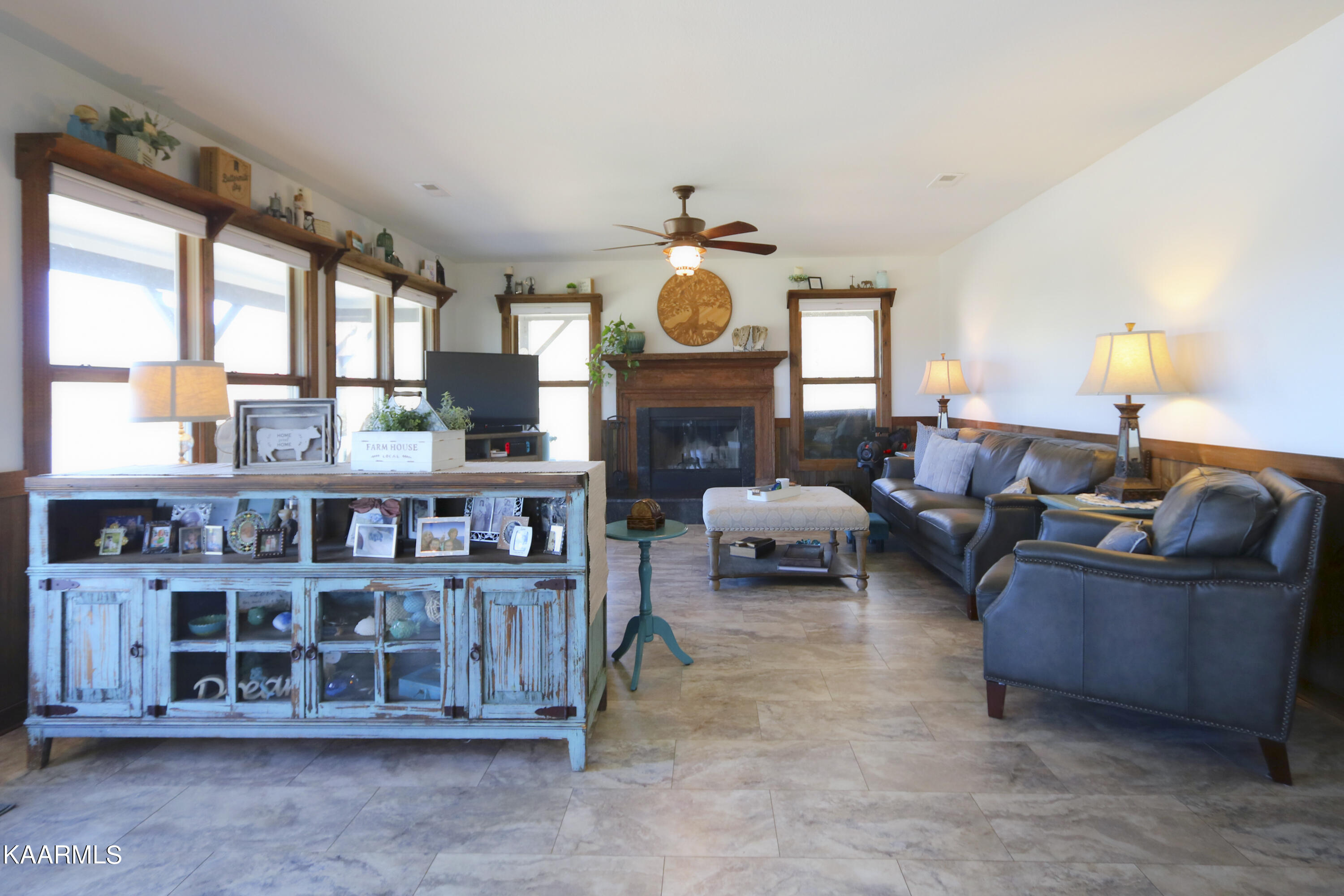 5771 Beals Chapel Road Lenoir City, TN 37772 - Photo 24 of 60 25_Living Room View 1