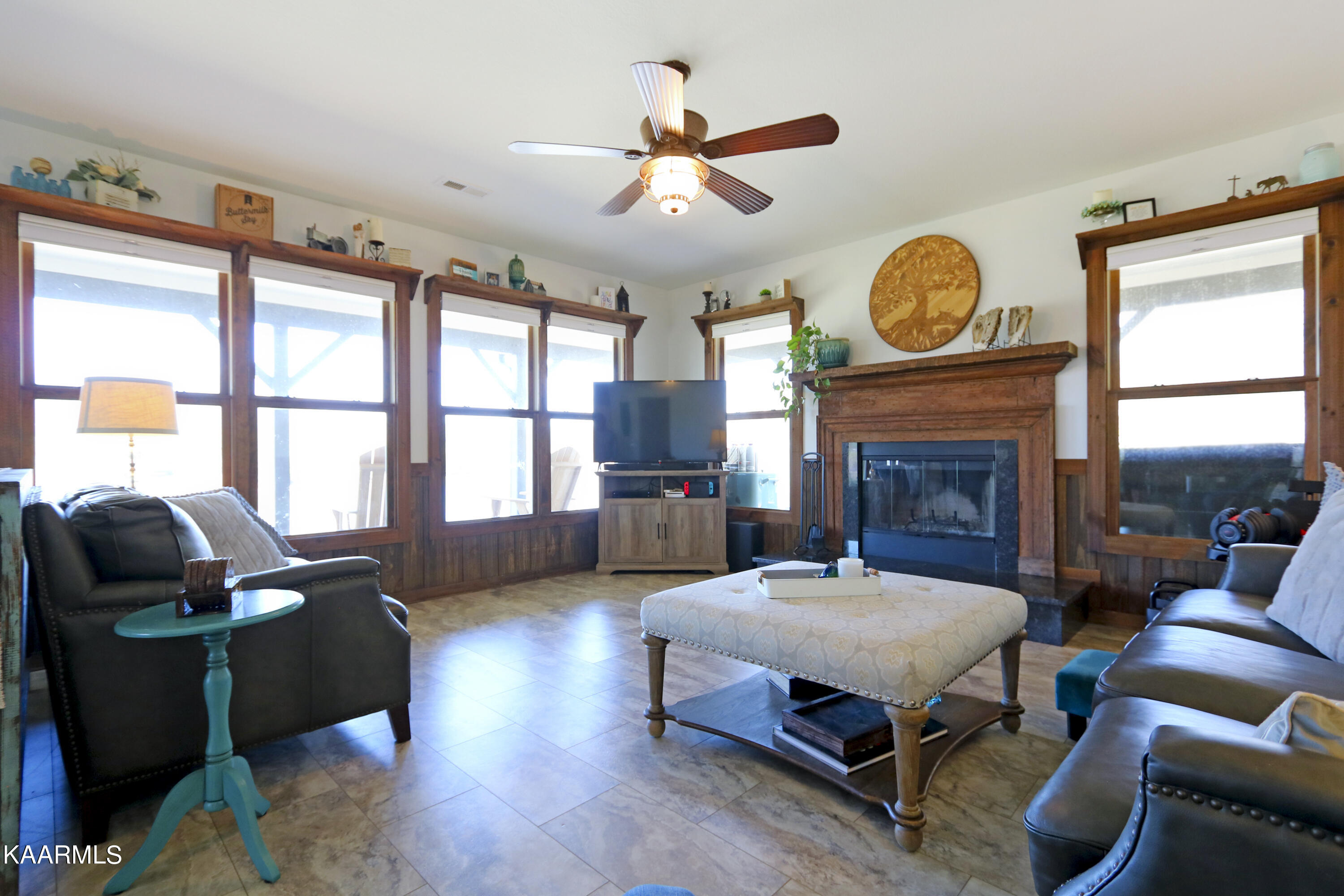 5771 Beals Chapel Road Lenoir City, TN 37772 - Photo 26 of 60 27_Living Room View 3