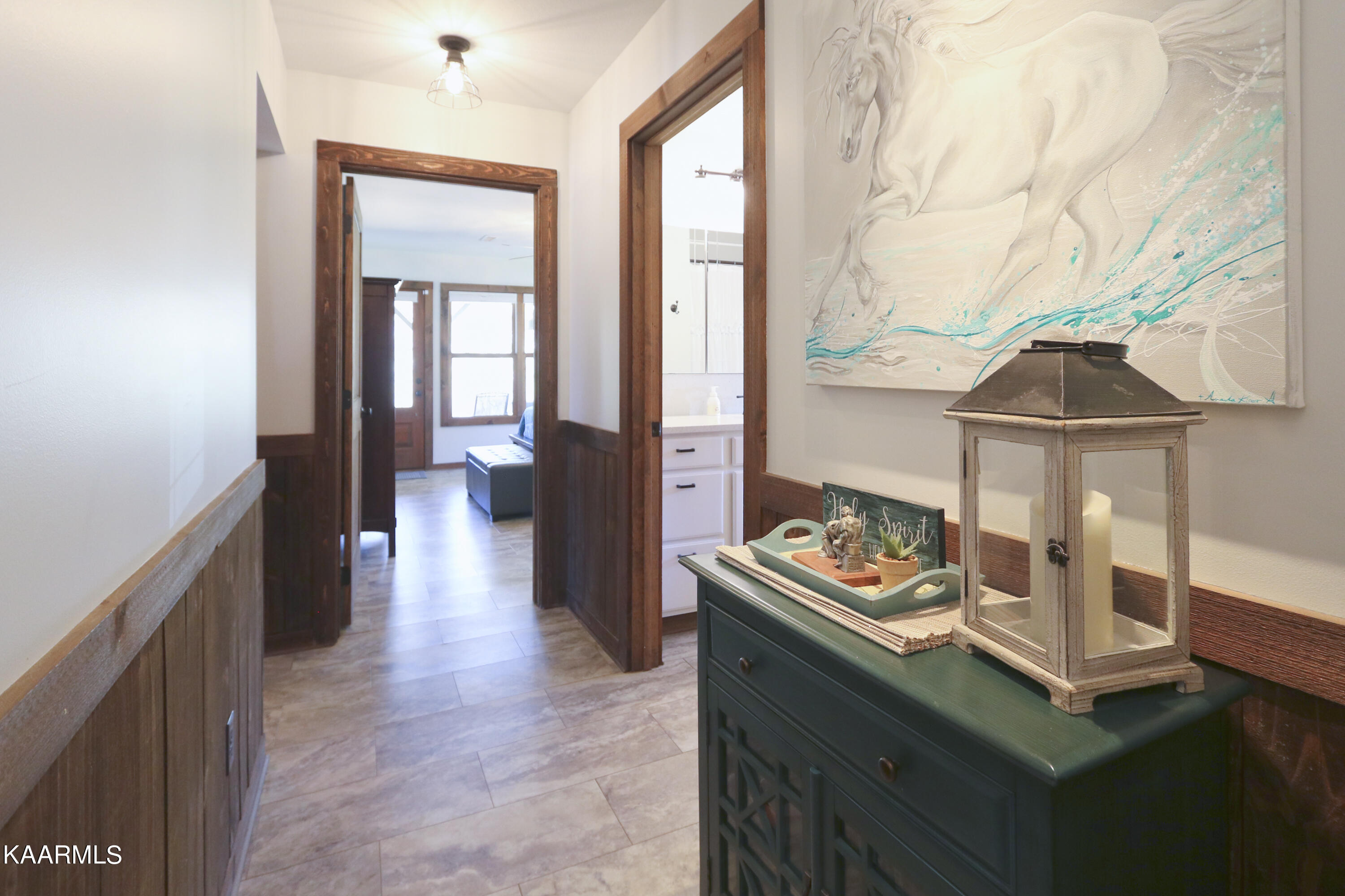 5771 Beals Chapel Road Lenoir City, TN 37772 - Photo 43 of 60 46_Hallway View 2