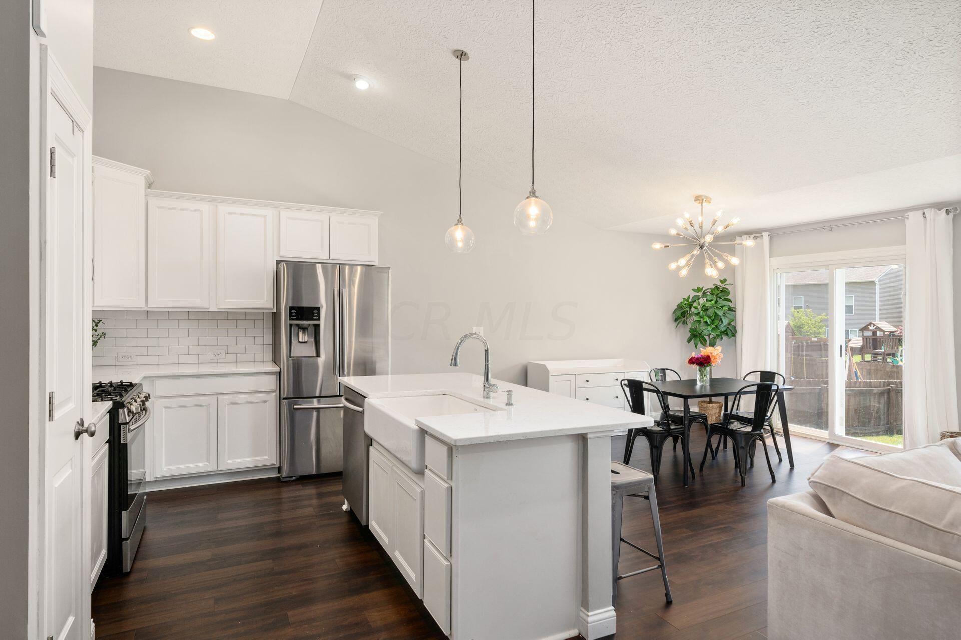 3927 Trail Ridge Drive Columbus, OH 43228 - Photo 18 of 54 Kitchen