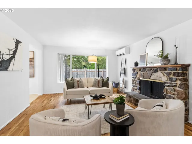 $449,000 | 2133 Jeppesen Acres Road, Eugene, OR 97401