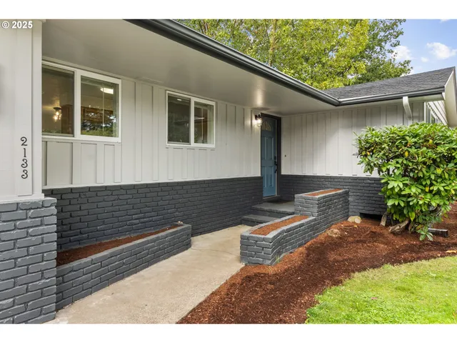 $449,000 | 2133 Jeppesen Acres Road, Eugene, OR 97401