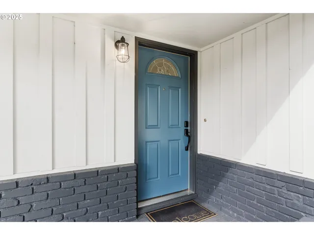 $449,000 | 2133 Jeppesen Acres Road, Eugene, OR 97401