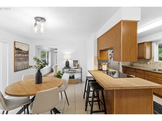 $449,000 | 2133 Jeppesen Acres Road, Eugene, OR 97401