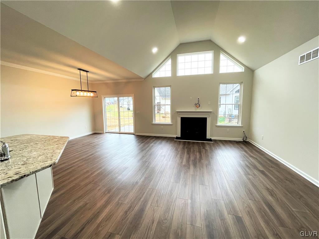 4096 Eveningstar Road, Unit IC 195 Emmaus, PA 18049 - Photo 7 of 14 Great Room
