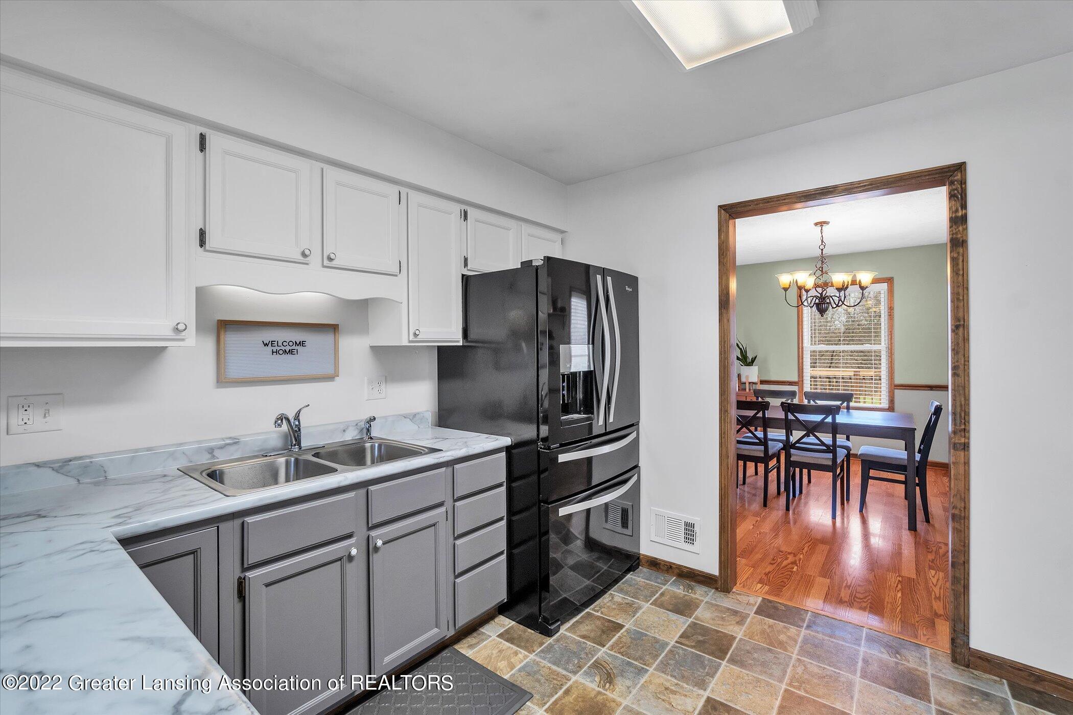7405 Creyts Road Dimondale, MI 48821 - Photo 18 of 56 Kitchen