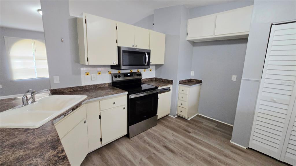 3410 15th Street Southwest Lehigh Acres, FL 33976 - Photo 8 of 31