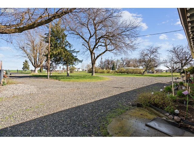 526 East Punkin Center Road Hermiston, OR 97838 - Photo 33 of 48 a view of a park