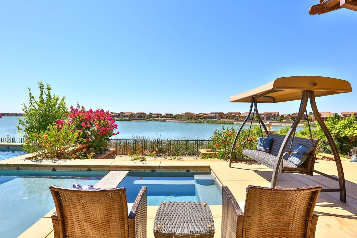 4192 Chiavari Way Manteca, CA 95337 - Photo 7 of 67