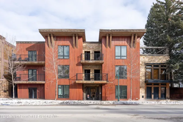 $775,000 | 170 North Millward Street, Unit 306, Jackson, WY 83001