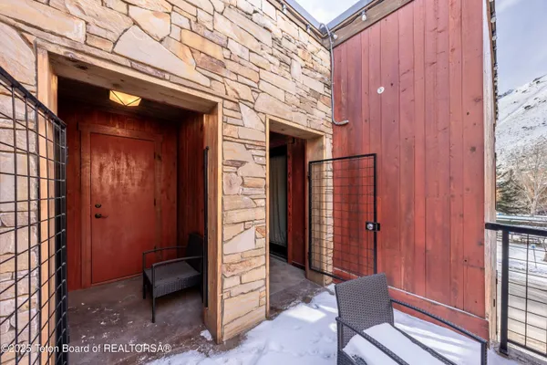 $775,000 | 170 North Millward Street, Unit 306, Jackson, WY 83001