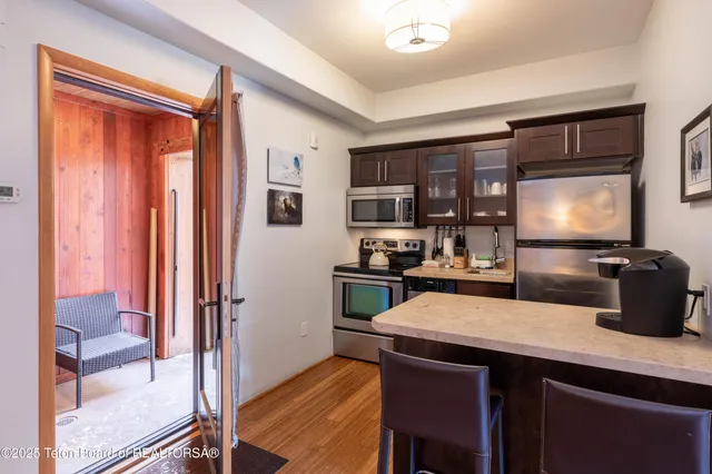 $775,000 | 170 North Millward Street, Unit 306, Jackson, WY 83001