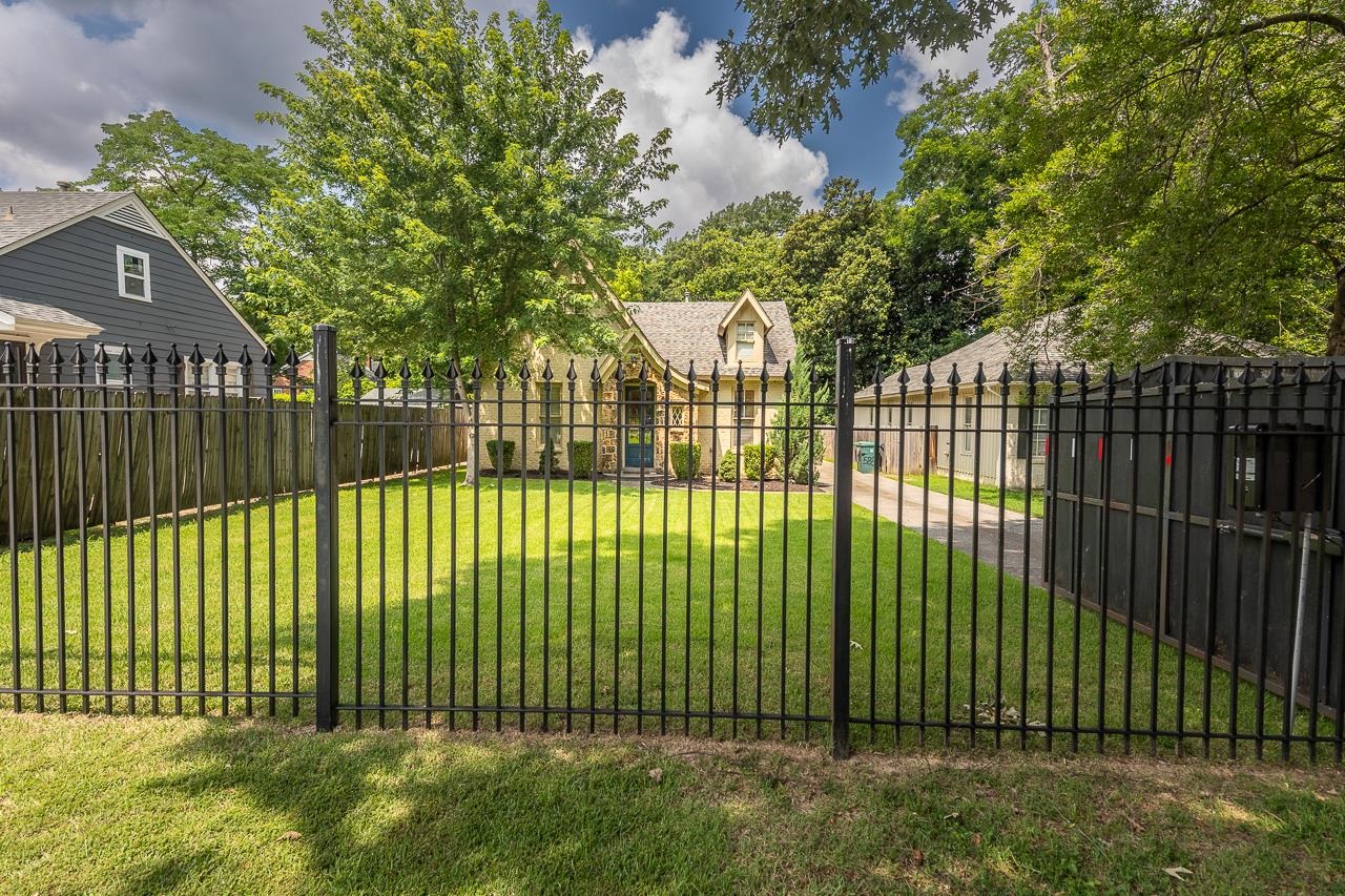 585 Alexander Street Memphis, TN 38111 - Photo 2 of 30 a view of a backyard
